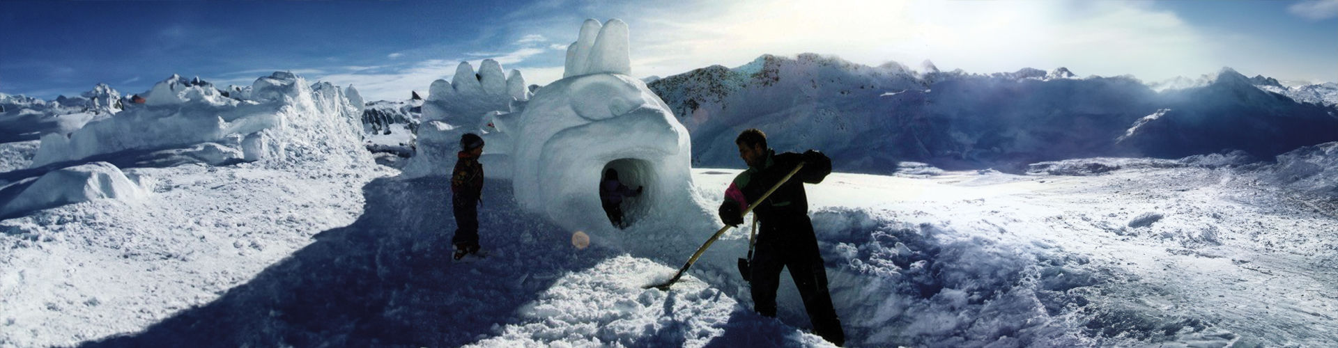 schneeskulptur_huhn